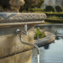 Rubinetto da parete classico PB con leva bianca, acqua fredda e lunga uscita in acciaio inossidabile 1208853572.