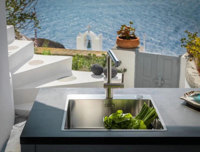 Franke Atlas Neo Rubinetto da cucina in acciaio inossidabile massiccio con beccuccio girevole 115.0521.435