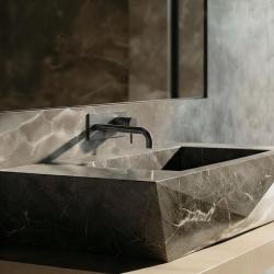 Waterevolution Flow Miscelatore per lavabo ad incasso con piastra di copertura PVD Gun Metal con beccuccio da 15cm T1161GME-15