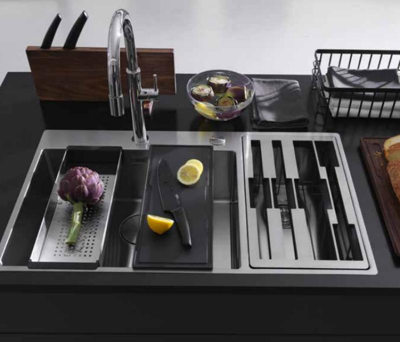 Franke Box Center BWX220-54-27 lavello in acciaio inossidabile a destra con tagliere set di coltelli e cestino a rete  86x51cm 127.0587.644