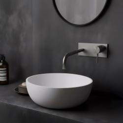 Rubinetto da incasso per lavabo Waterevolution Flow con placca di copertura interamente in acciaio inox con bocca di erogazione da 21 cm T1161BIE-21