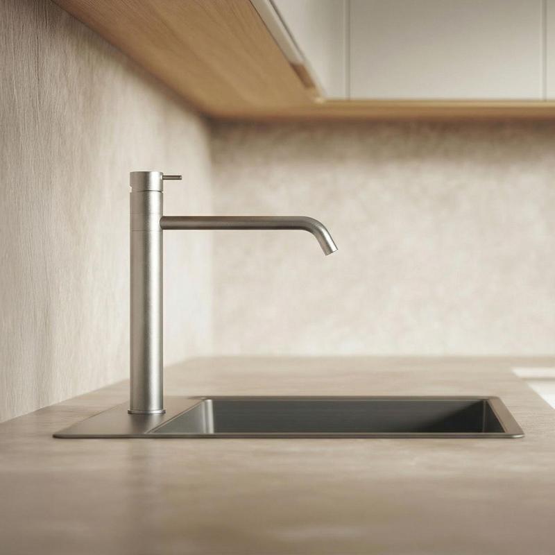 Waterevolution Flow Miscelatore da cucina PVD Gun Metal T150GME