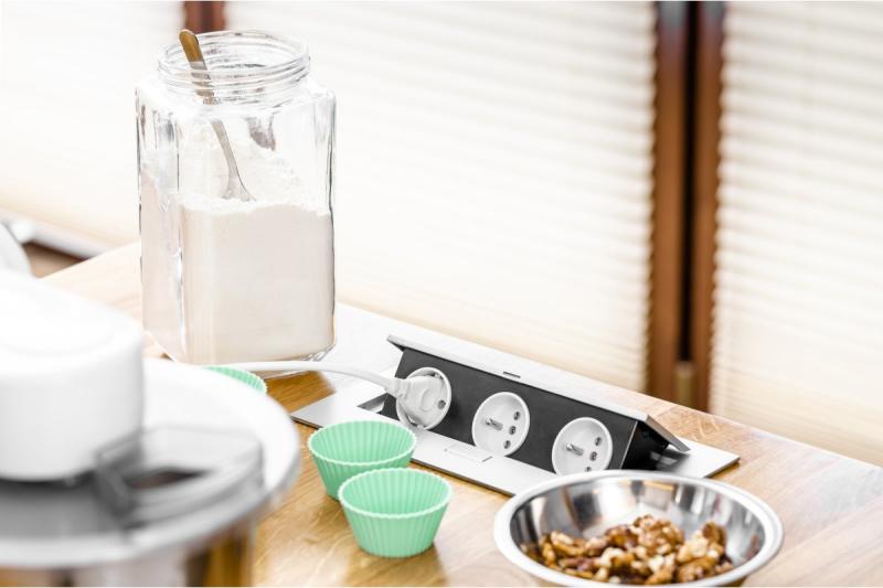 Presa incassata rettangolare 1208958683