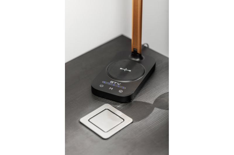 Decor Lampada da scrivania Bressi 8W 450lm AC220-240V 3-CCT Ricarica wireless USB PF>0 5 RA>80 Nero / Oro 1208962479