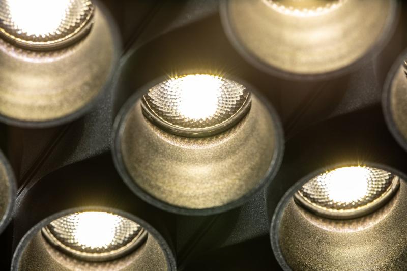 Decor Apparecchio LED ARTEMIDA 20W 1920lm AC220-240V 50/60 Hz PF>0 9 Ra≥80 IP20 IK08 4000K 38° bianco quadrato. 1208962641