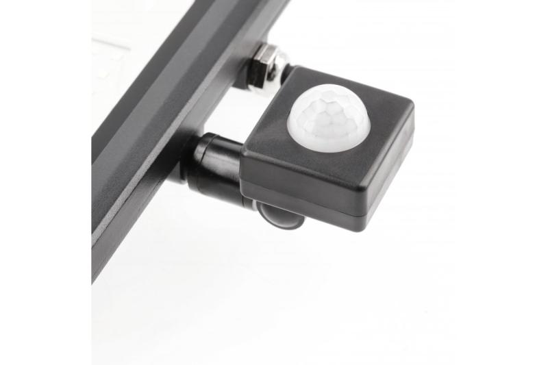 Proiettore LED iNEXT con sensore di movimento 20W 1600lm, PF>0,9, RA>80, IP65, 120°, 6400K, corpo nero 1208962859
