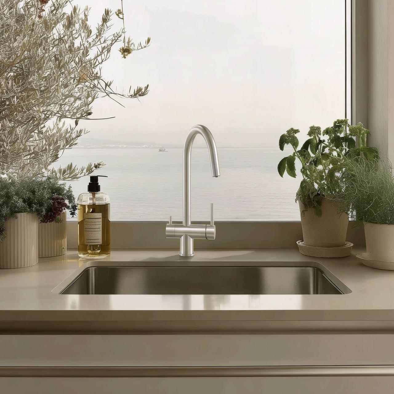 Quadri Leichester Rubinetto da cucina in acciaio inox a 3 vie con un collegamento extra per acqua filtrata 1208967668 - Productafbeelding 2