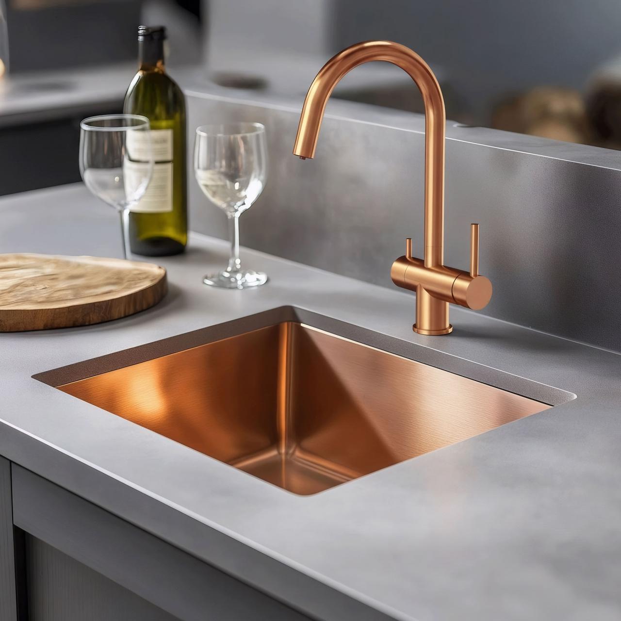 Quadri Leichester Rubinetto da cucina PVD Rame 3-vie con un collegamento extra per acqua filtrata 1208967670. - Productafbeelding 2