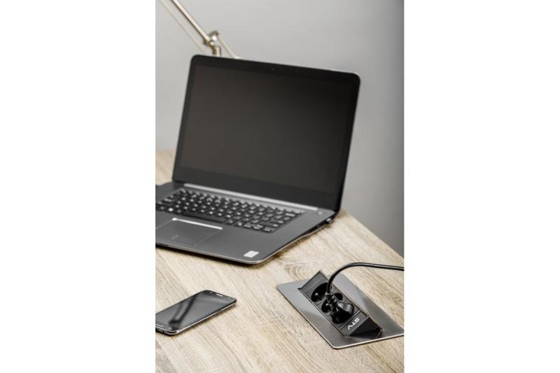 Prolunga da scrivania senza cassetta, presa tripla con messa a terra, cavo di alimentazione da 1,5 m con spina, inox.