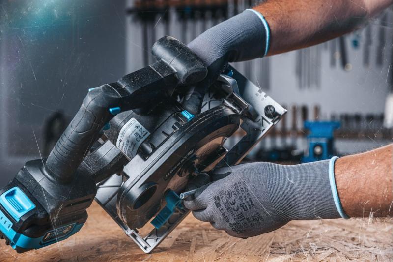 HÖGERT sega circolare a batteria, 18V, senza batteria, attacco per aspirapolvere.