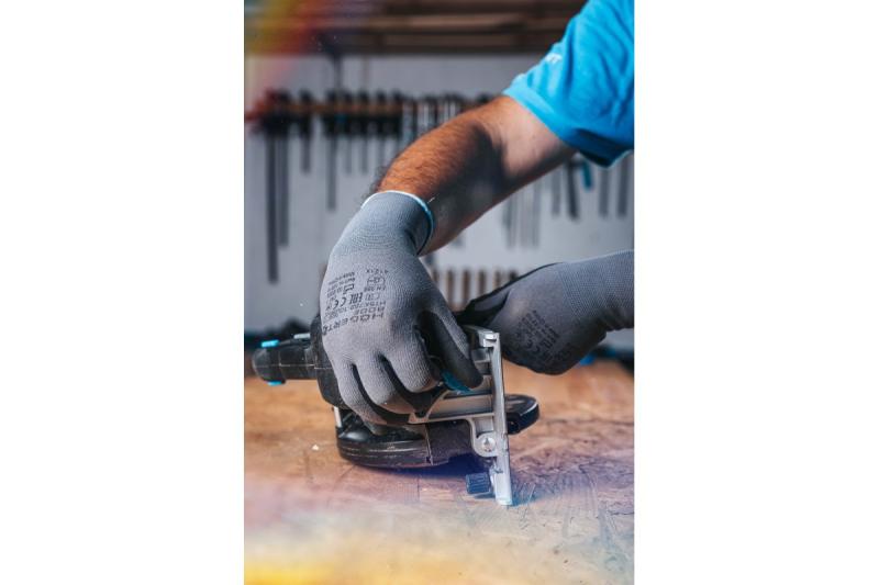 HÖGERT sega circolare a batteria, 18V, senza batteria, attacco per aspirapolvere.