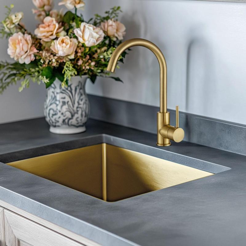 Ausmann Arvia rubinetto da cucina dorato PVD Gold con bocca girevole 1208970640