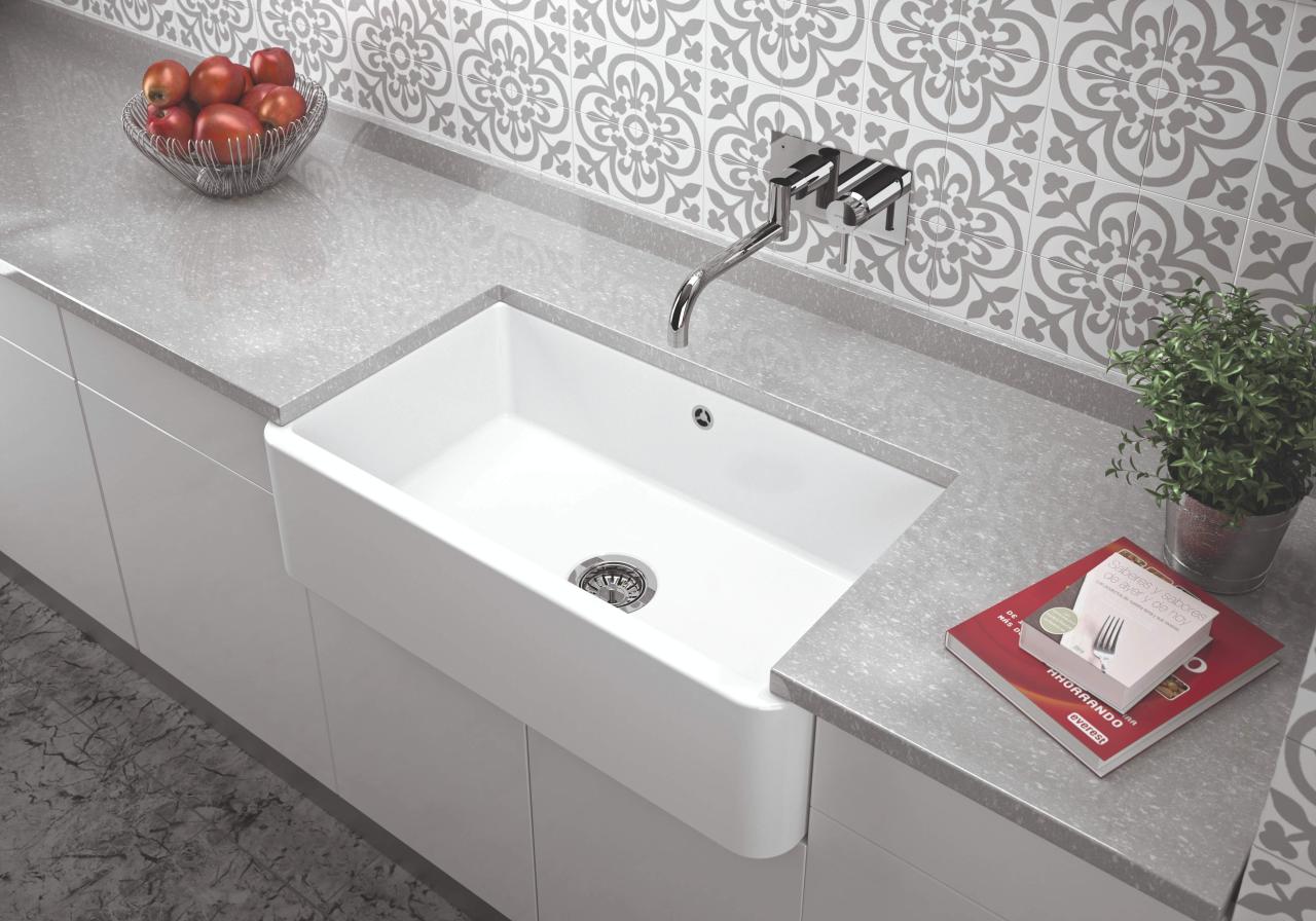 Ausmann Ceramic Mira Lavello in Ceramica Bianco - Montaggio Sottotop e Semifilo 590 x 458 mm con Piletta in Acciaio Inox 1208970733