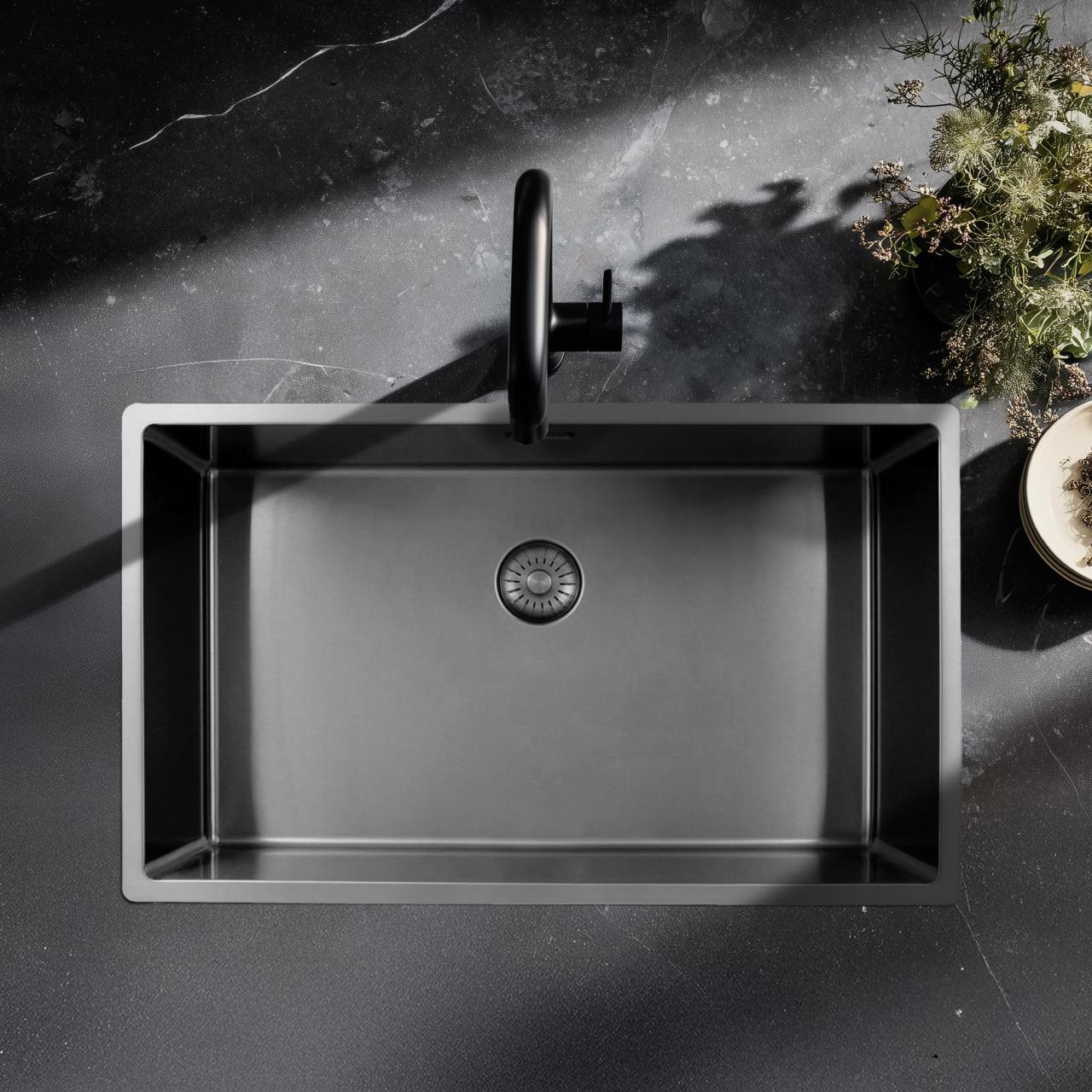 Pure.Sink Exclusivo grande lavello in acciaio inossidabile 70x40 cm raggio 10mm sottotop, top liscio e sopratop PEX7040-02 - Productafbeelding 2