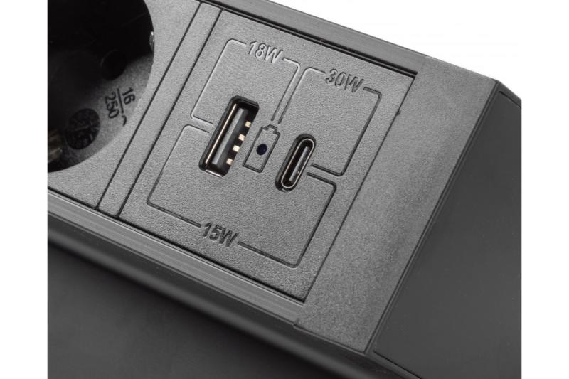 Presa per mobili Basco, 3 prese con messa a terra, USB A+C, cavo da 1,5m, nero con montaggio