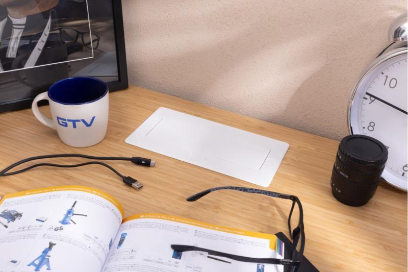 Presa per mobili MULTISOFT 2x Presa con messa a terra, USB A+C, RJ45, cavo di alimentazione con spina, Bianco