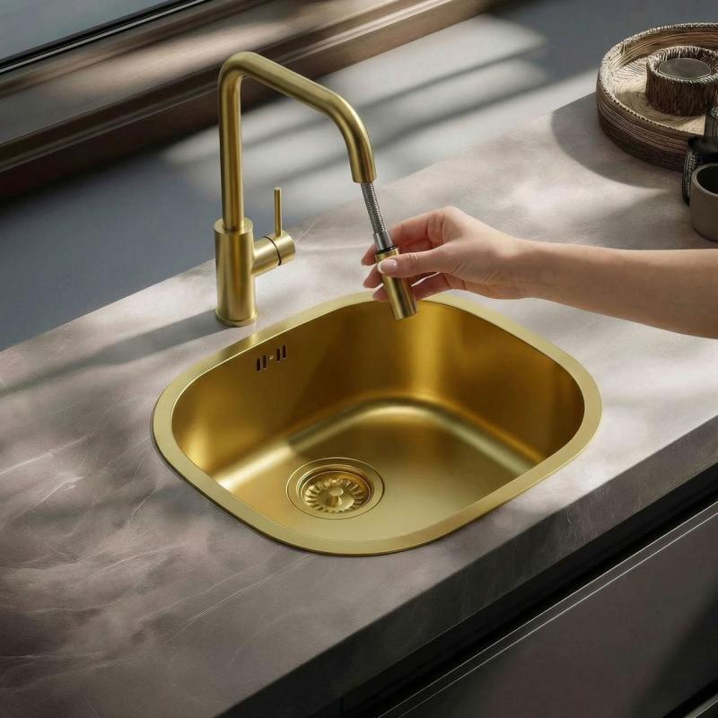Pure.Sink Luxion Rubinetto da cucina dorato quadrato con bocca estraibile PLXSQUA-60