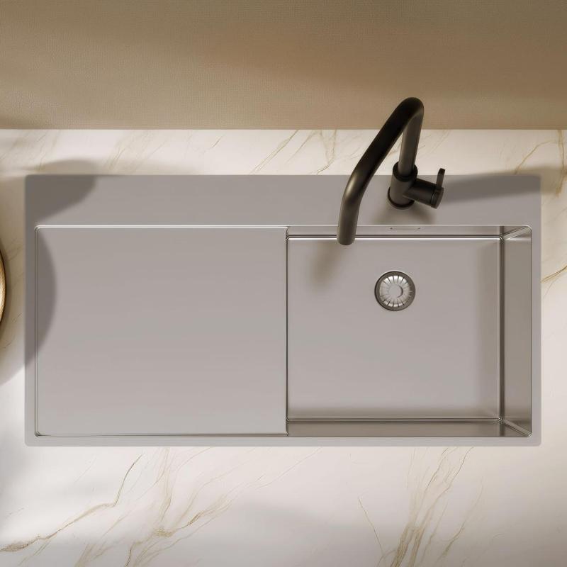 Pure.Sink Exclusivo Lavello in acciaio inox con sgocciolatoio 100x52 cm Rubinetto a leva destro PEX47100RT-02